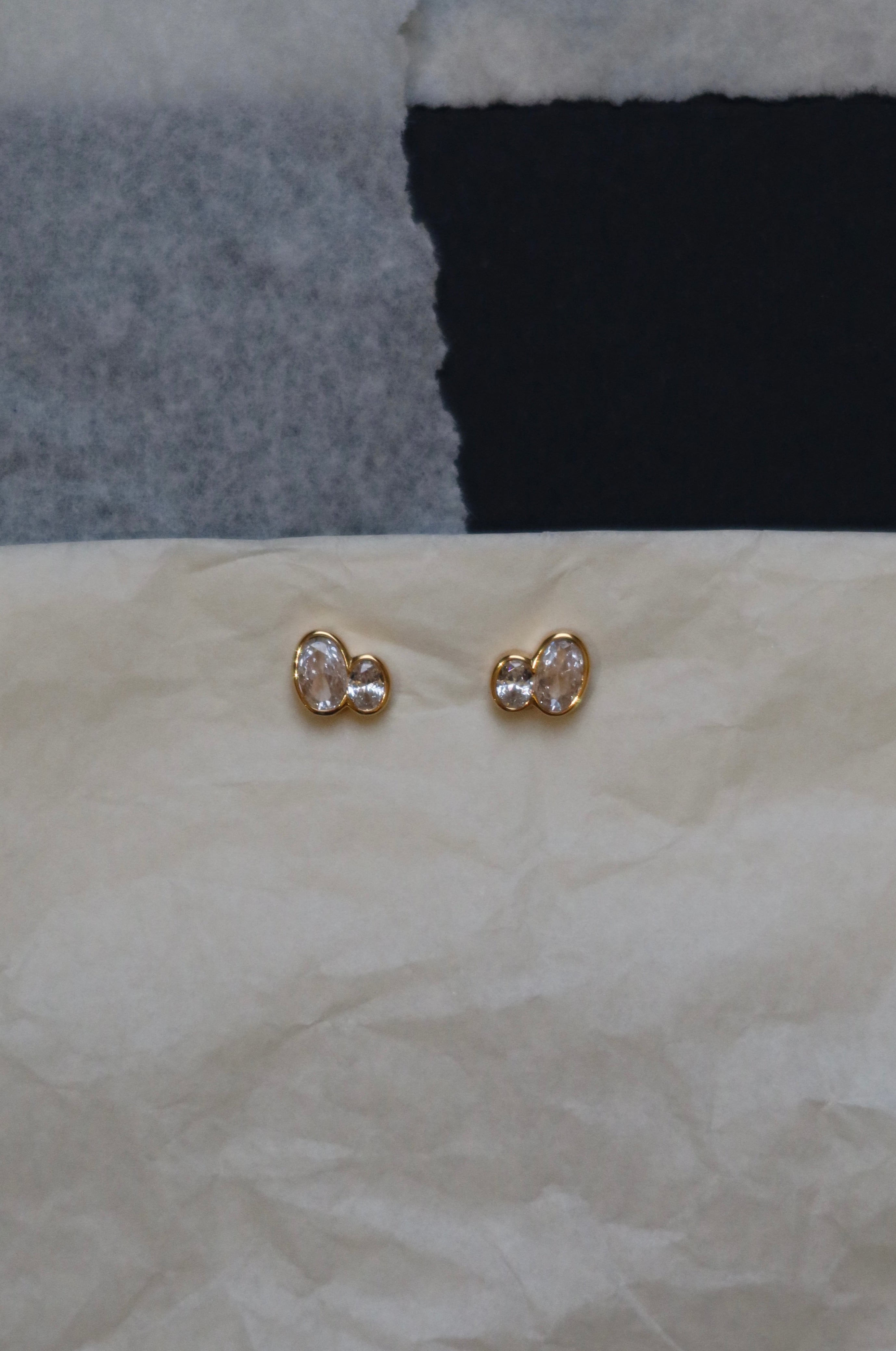 Oval Twin Stud Earrings