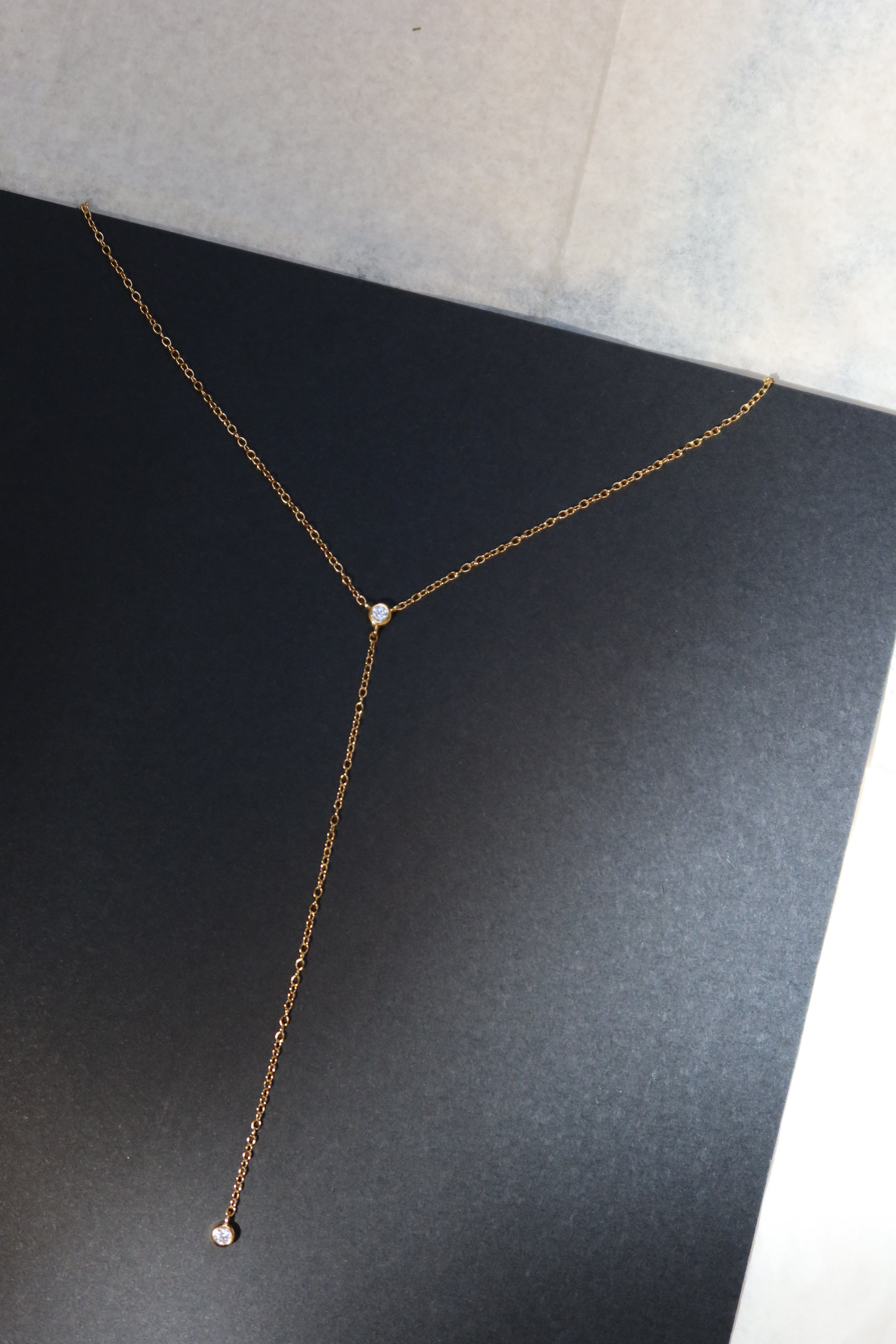 Duo Round-Cut Lariat