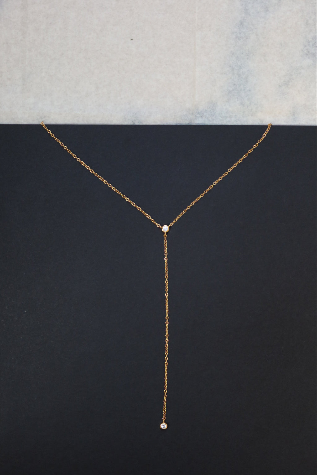 Duo Round-Cut Lariat