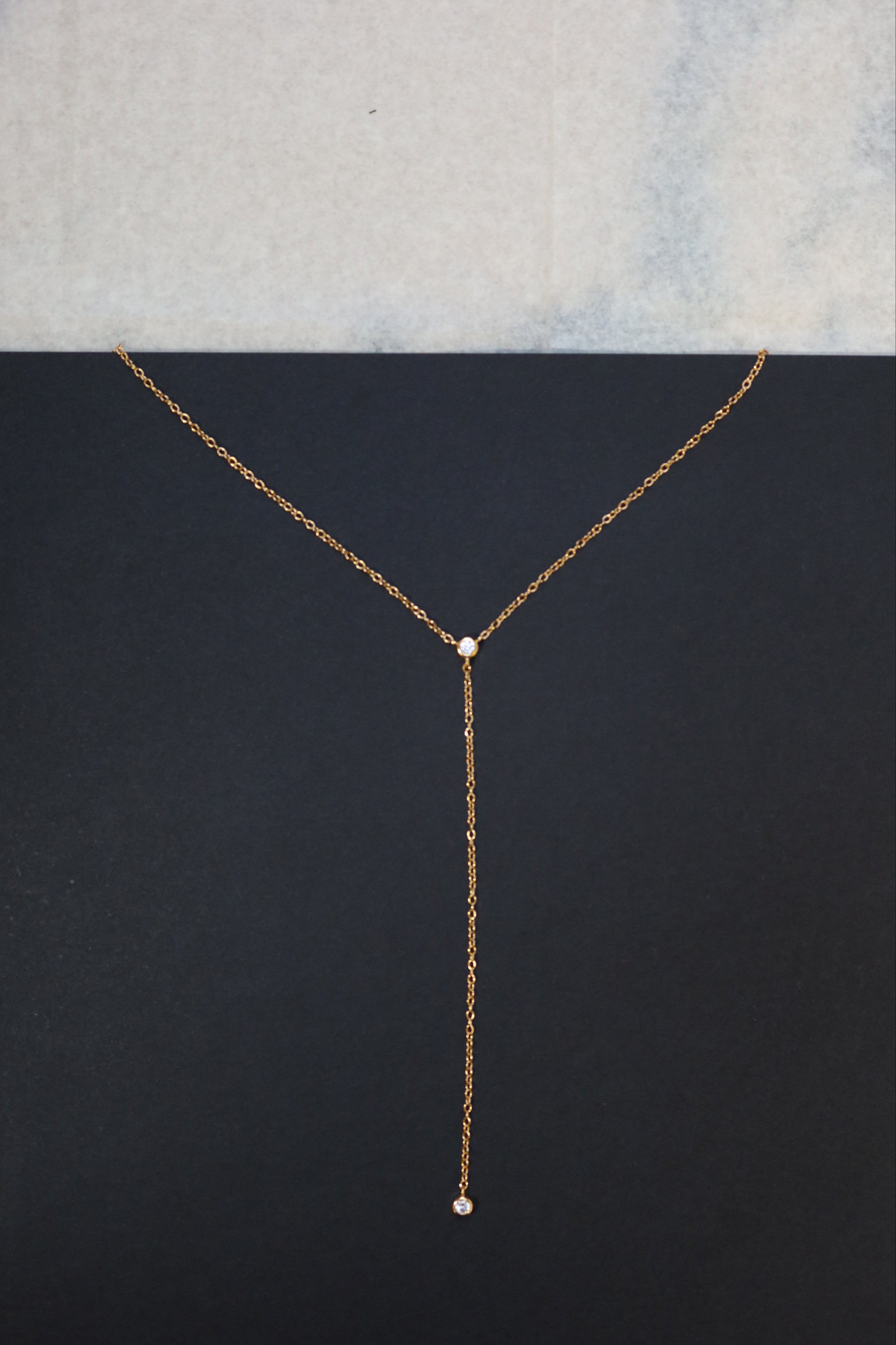 Duo Round-Cut Lariat